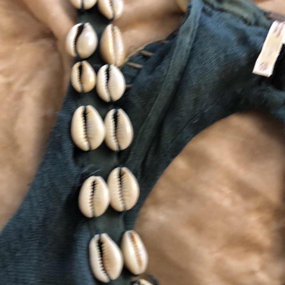 Free People Vintage Seashell Embellished Linen Tank Cami Razor Back Top Size XS - Picture 5 of 7